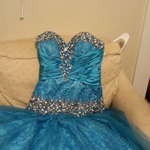 Prom dress
